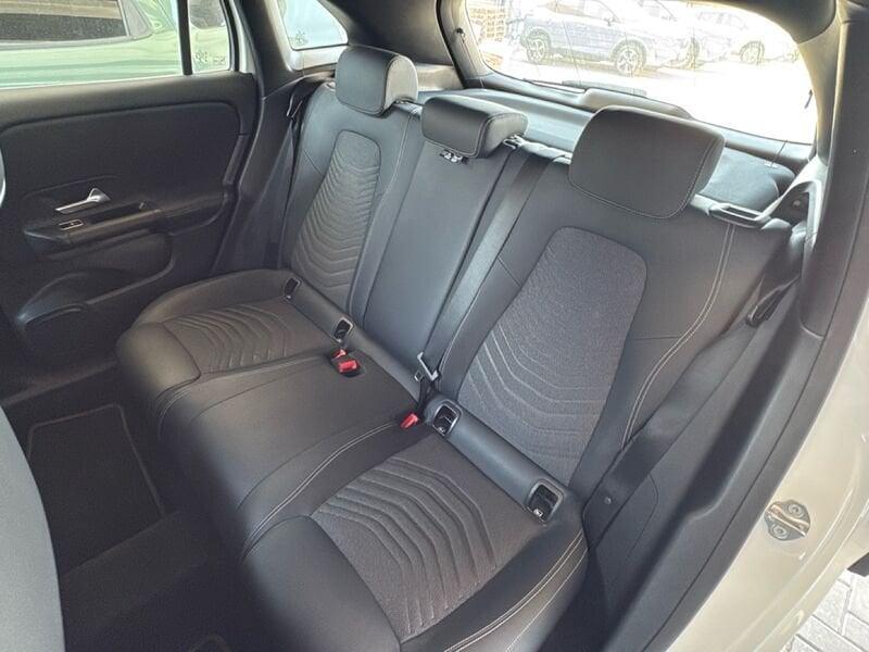 Mercedes-Benz GLA GLA 180 d Automatic Sport