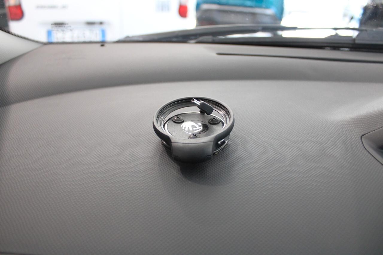 TOYOTA Yaris 1.0 benz. Now - 2010