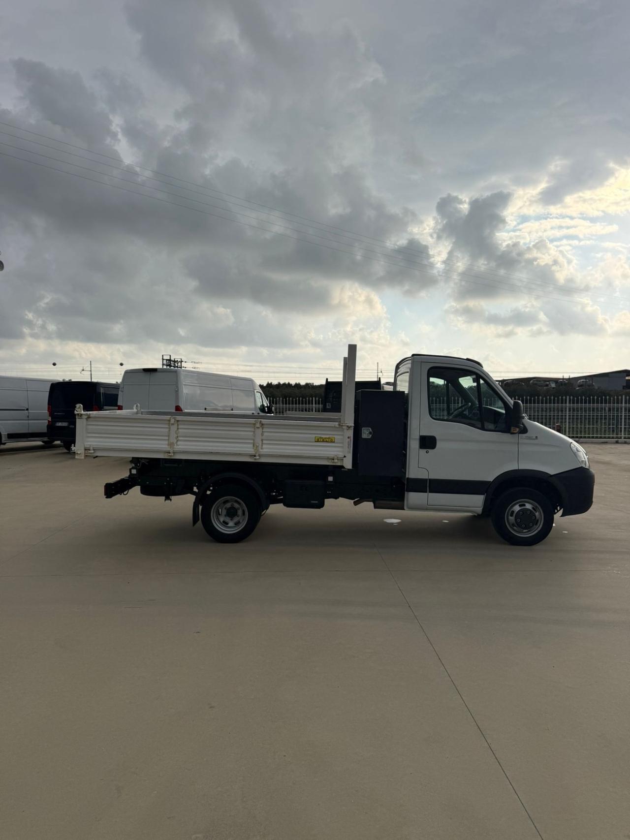 Iveco Daily 35C18 Ribaltabile