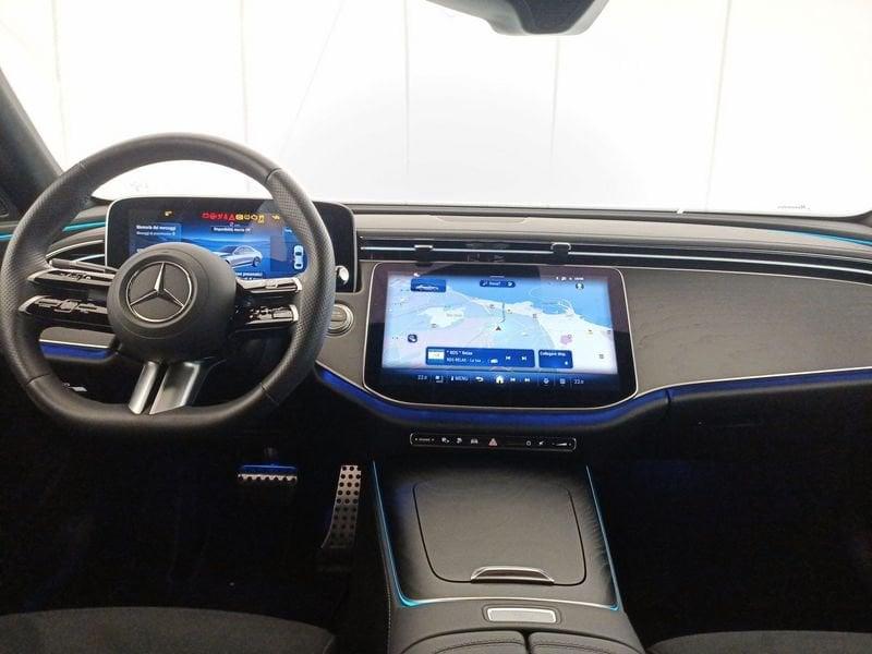 Mercedes-Benz Classe E Classe E- W214 Berlina E 300 e phev AMG Line Premium 4matic auto