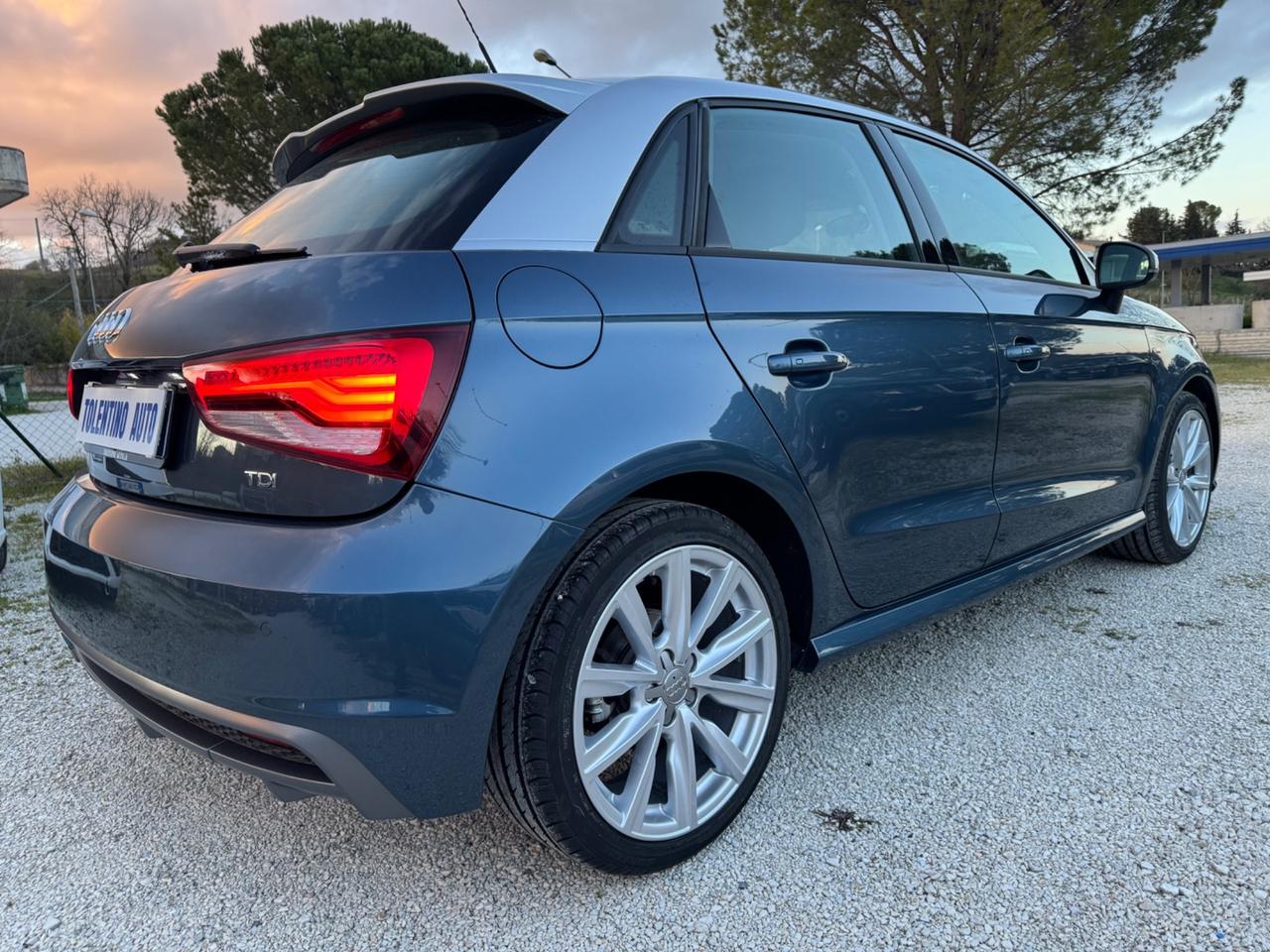 Audi A1 SPB 1.4 TDI 90Cv S tronic S-Line Exterior