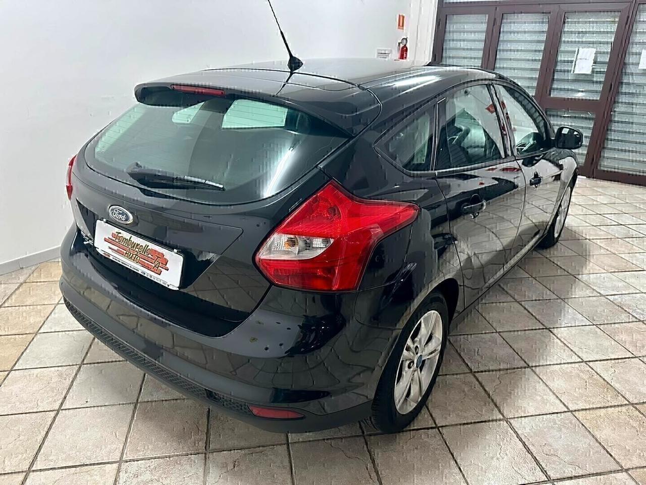 FORD Focus 1.6 TDCi (116) TITANIUM 2011