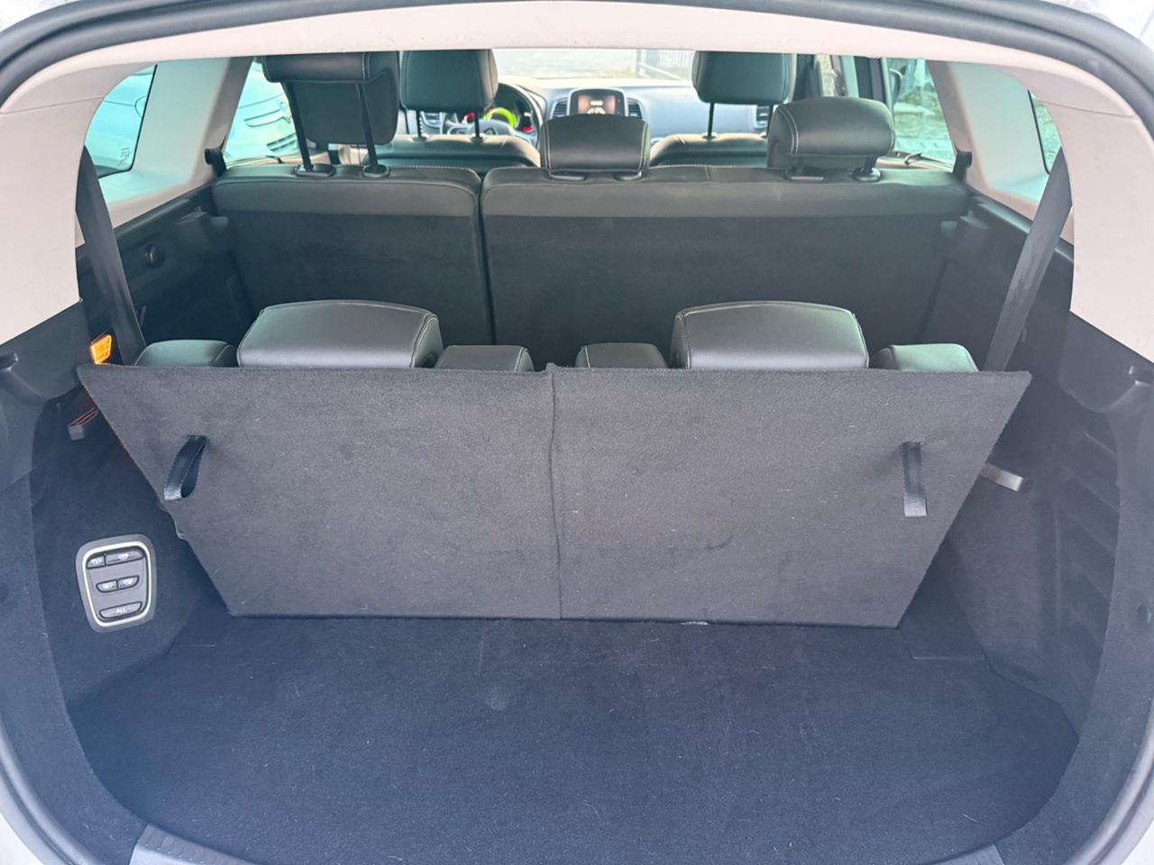 Renault Grand Scenic dCi 130 CV Energy Initiale Paris