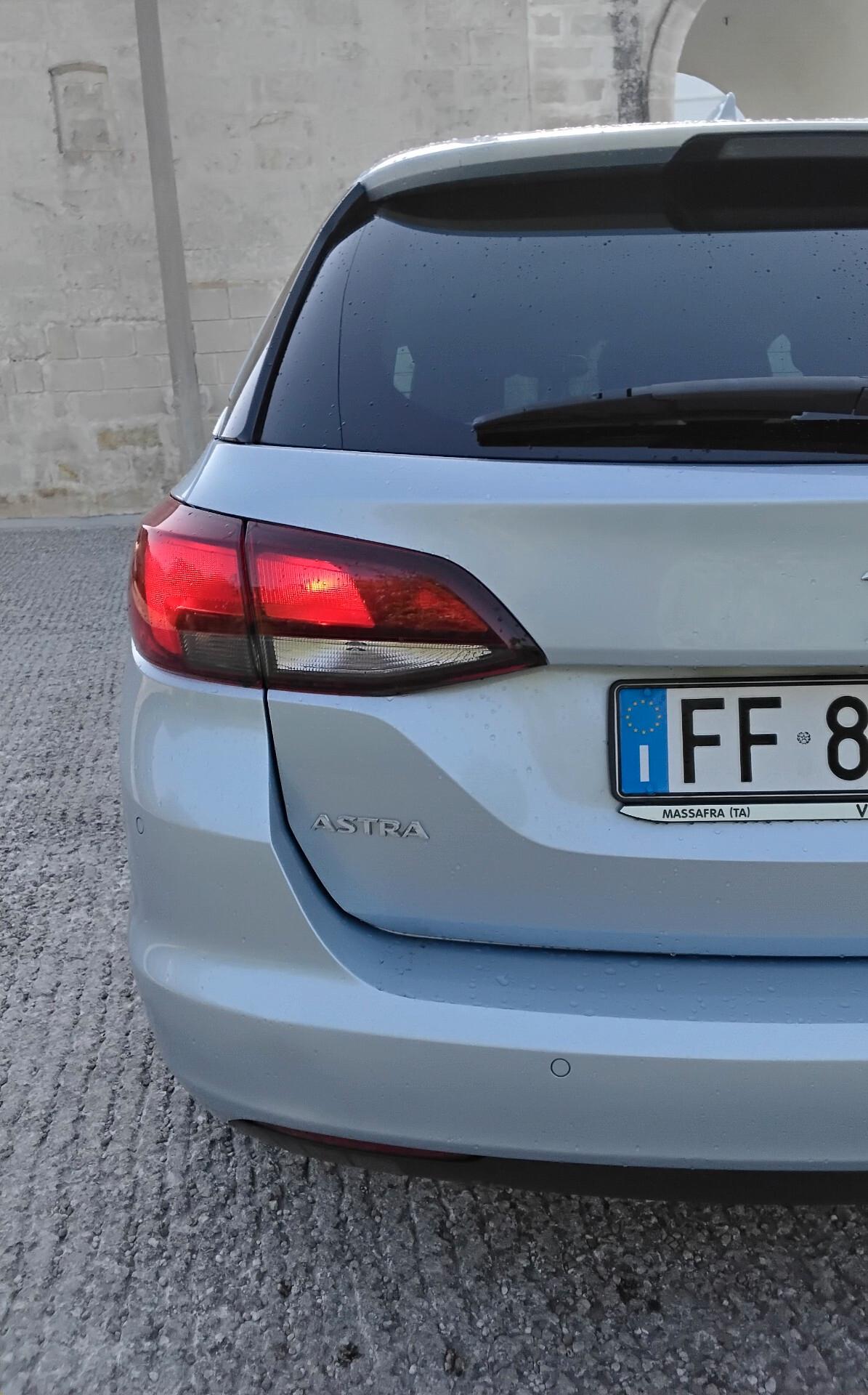 Opel Astra 1.6 CDTi 110CV Start&Stop Sports Tourer Elective