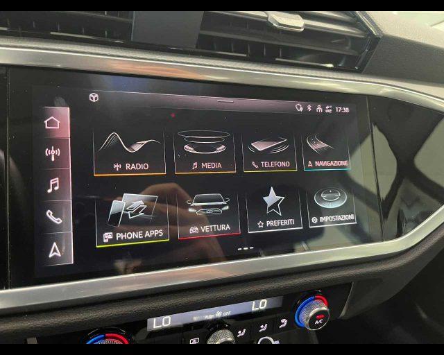 AUDI Q3 35 TDI quattro S tronic Business