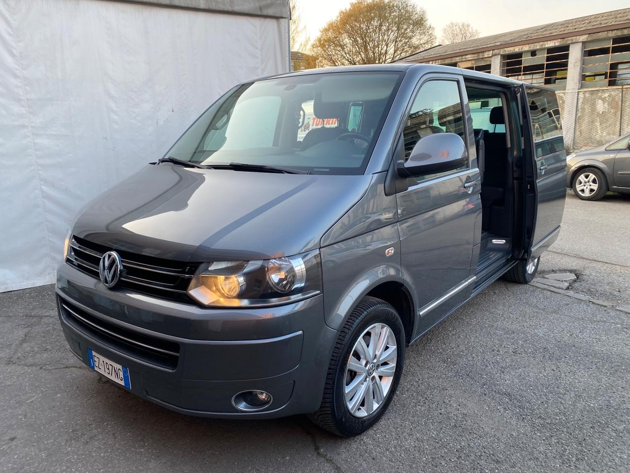 Volkswagen Multivan 2.0 TDI 140CV Highline 7 posti NEOPATENTATI!!!