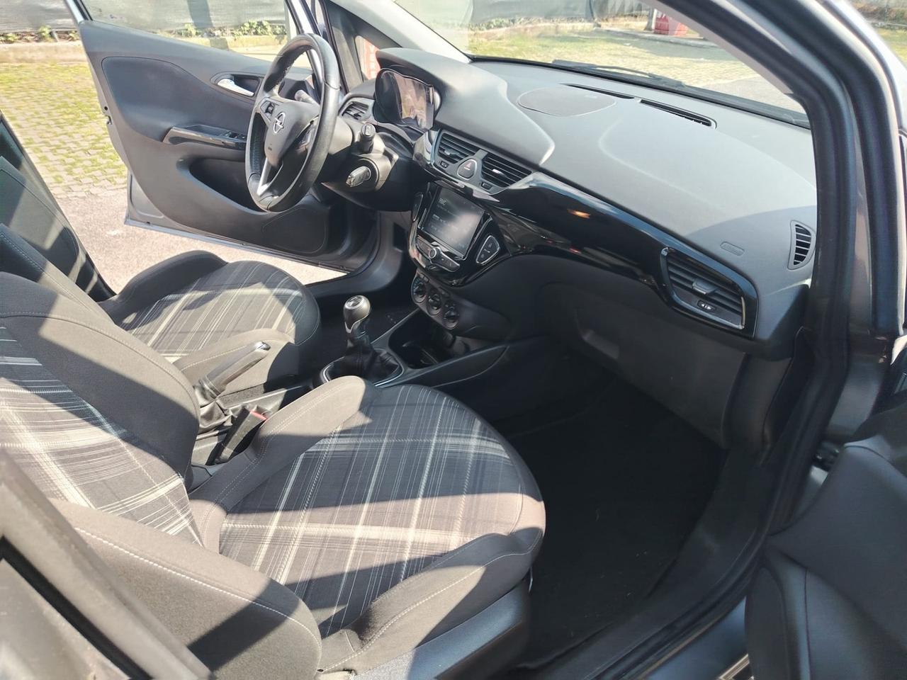 Opel Corsa 1.2 5 porte Innovation 60.000 km !!!!!