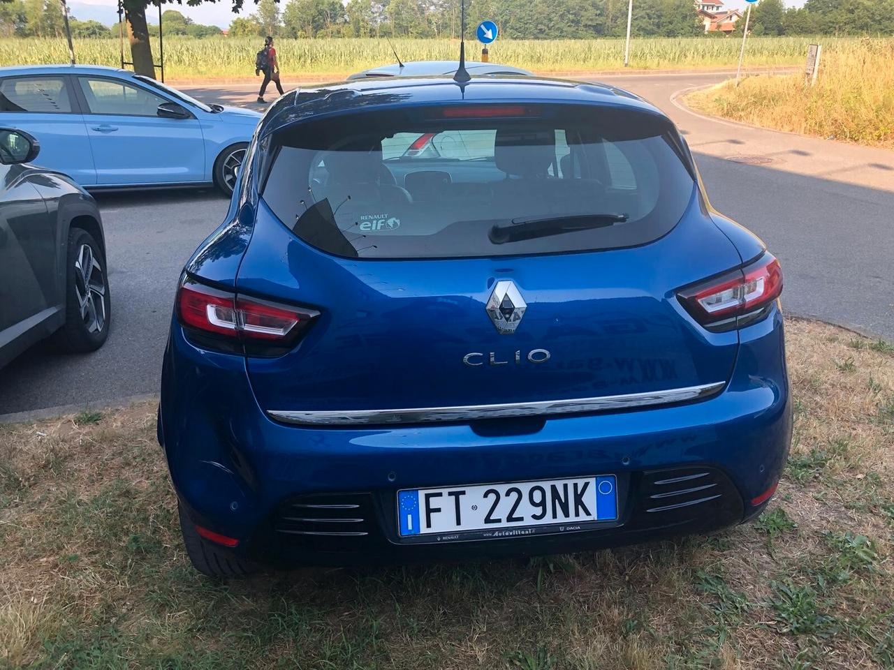 Renault Clio dCi 8V 75 CV 5 porte Moschino Intens