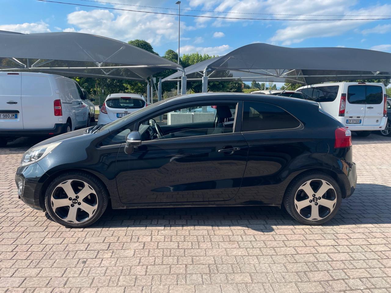 Kia Rio 1.4 CRDi 3p. Cool