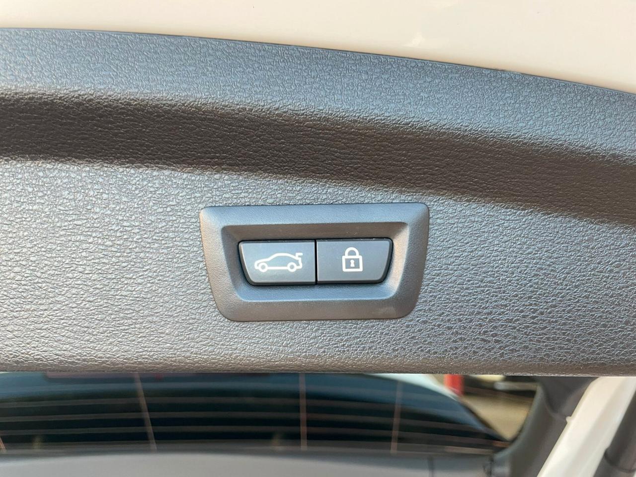 Bmw X2 sDrive18d M - sport