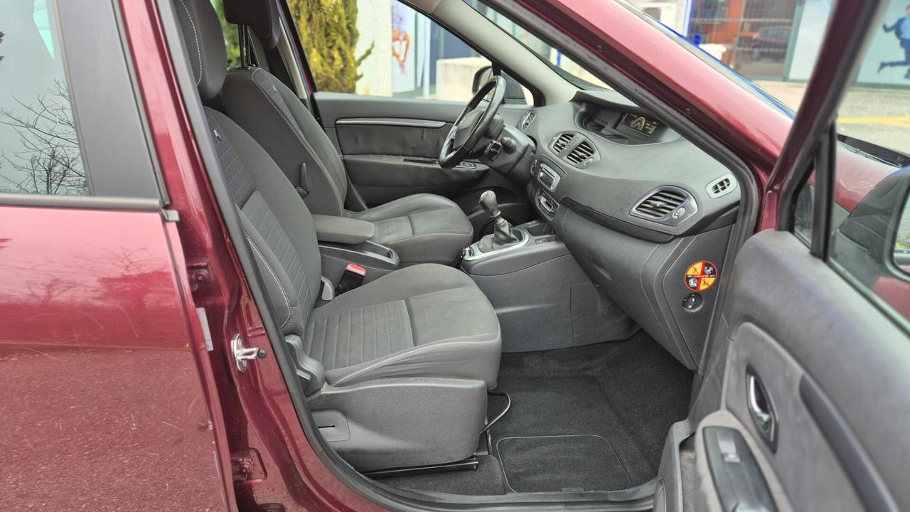 Renault Scenic Scénic XMod 1.5 dCi 110CV Limited