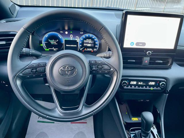 TOYOTA Yaris 1.5 130 Hybrid 5 porte Lounge - NUOVA