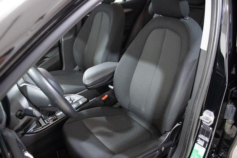 BMW X2 sDrive 18d Business X
