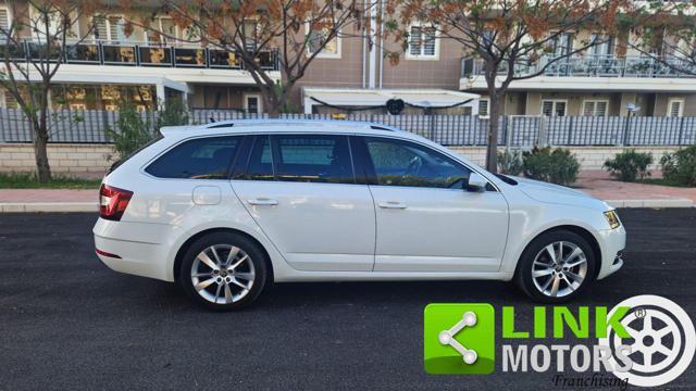 SKODA Octavia 1.5 DSG Wagon Style G-Tec UNICO PROP.