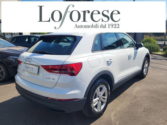 AUDI Q3 35 TDI S tronic Business