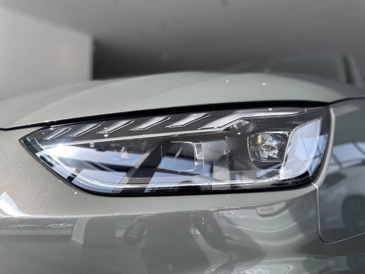 AUDI A4 AVANT 40 TDI MHEV QUATTRO S TRONIC S-LINE
