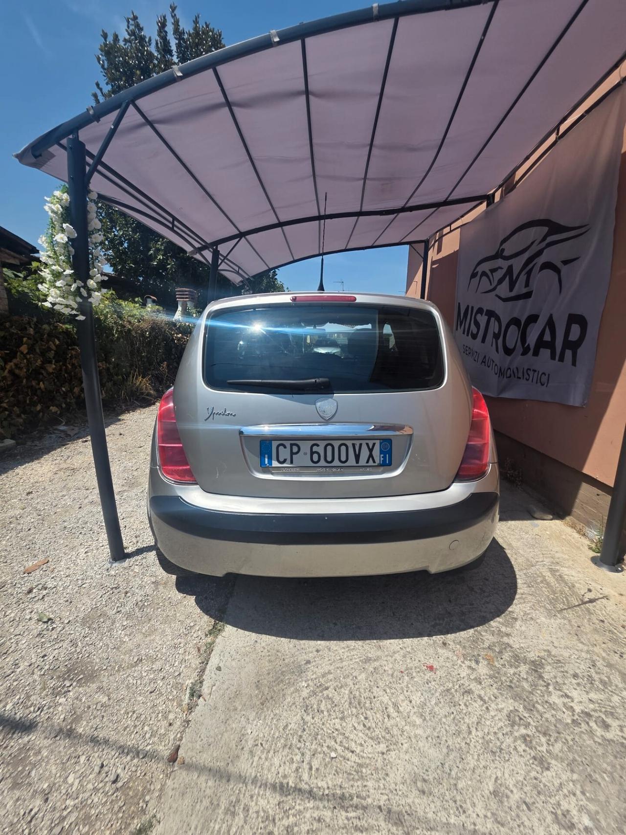 Lancia Ypsilon GPL neopatentati