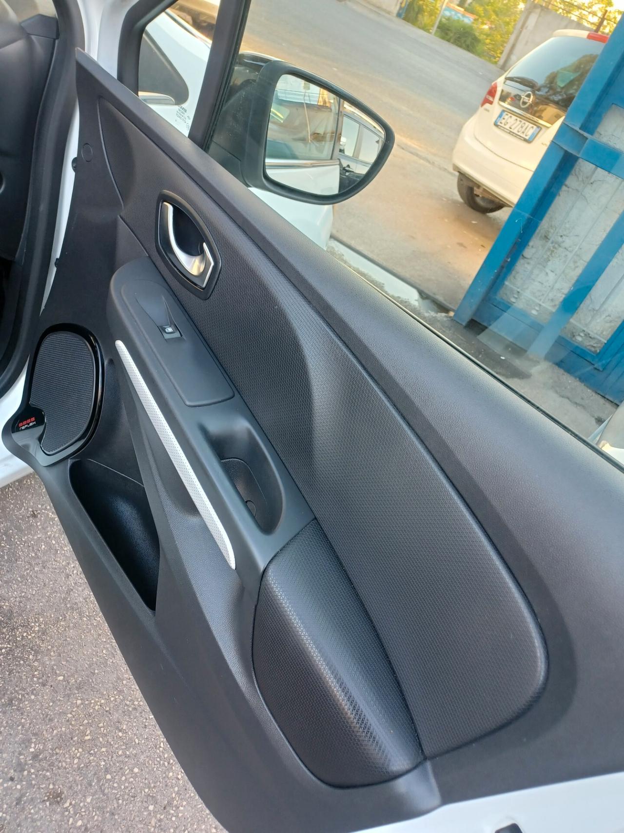 Renault Clio 1.5 DCI LED NAVI CAMERA 2016