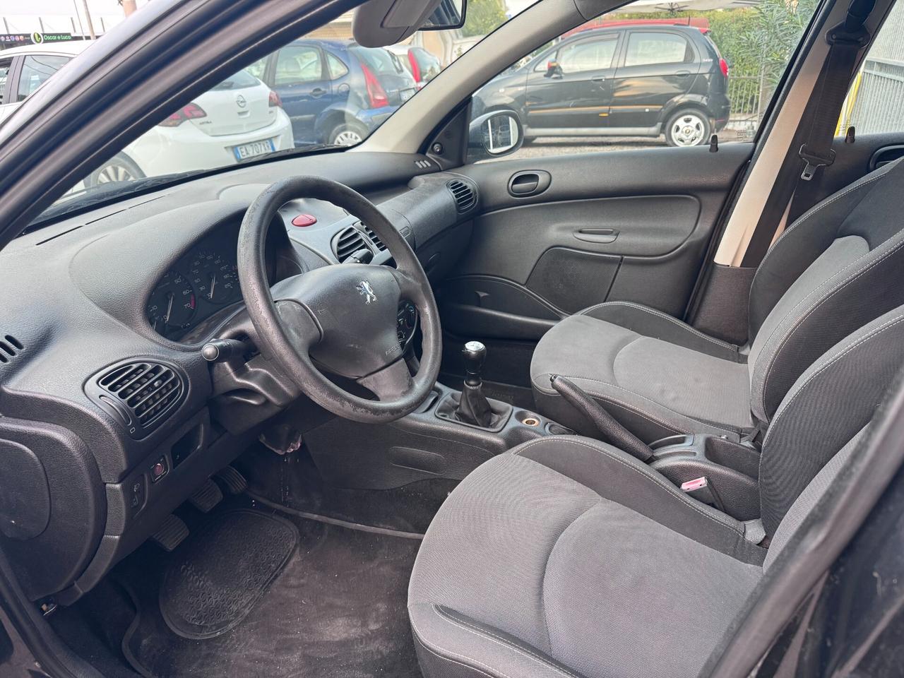 Peugeot 206 1.4 5p. Enfant Terrible