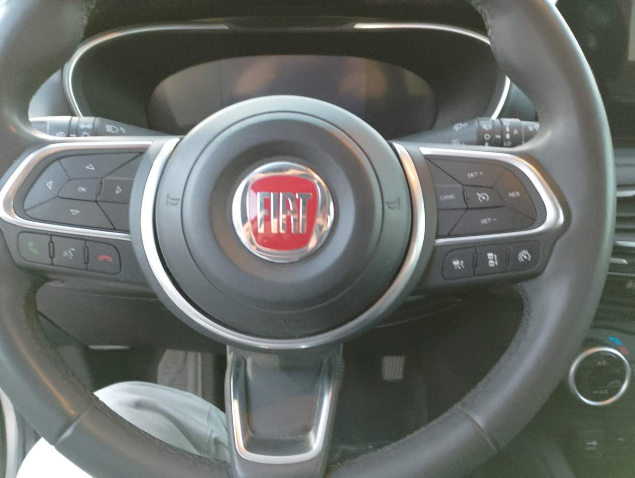 Fiat Tipo 1.5 Hybrid DCT 5 porte Cross