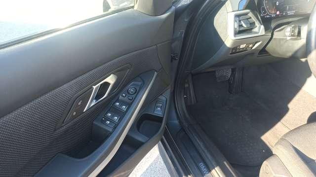 BMW 318 d Touring ** LUXURY+NAVI+AUTOM+LED+FULL **