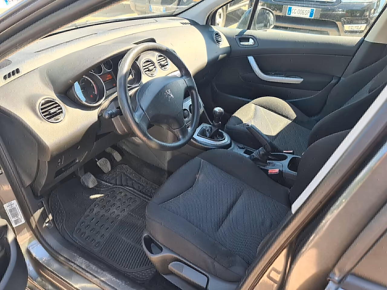 Peugeot 308 1.6 8V HDi 93CV 5p. Tecno