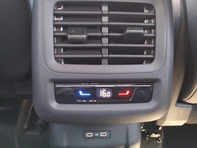 VOLKSWAGEN T-Roc T-Roc 1.5 eTSI ACT DSG Style