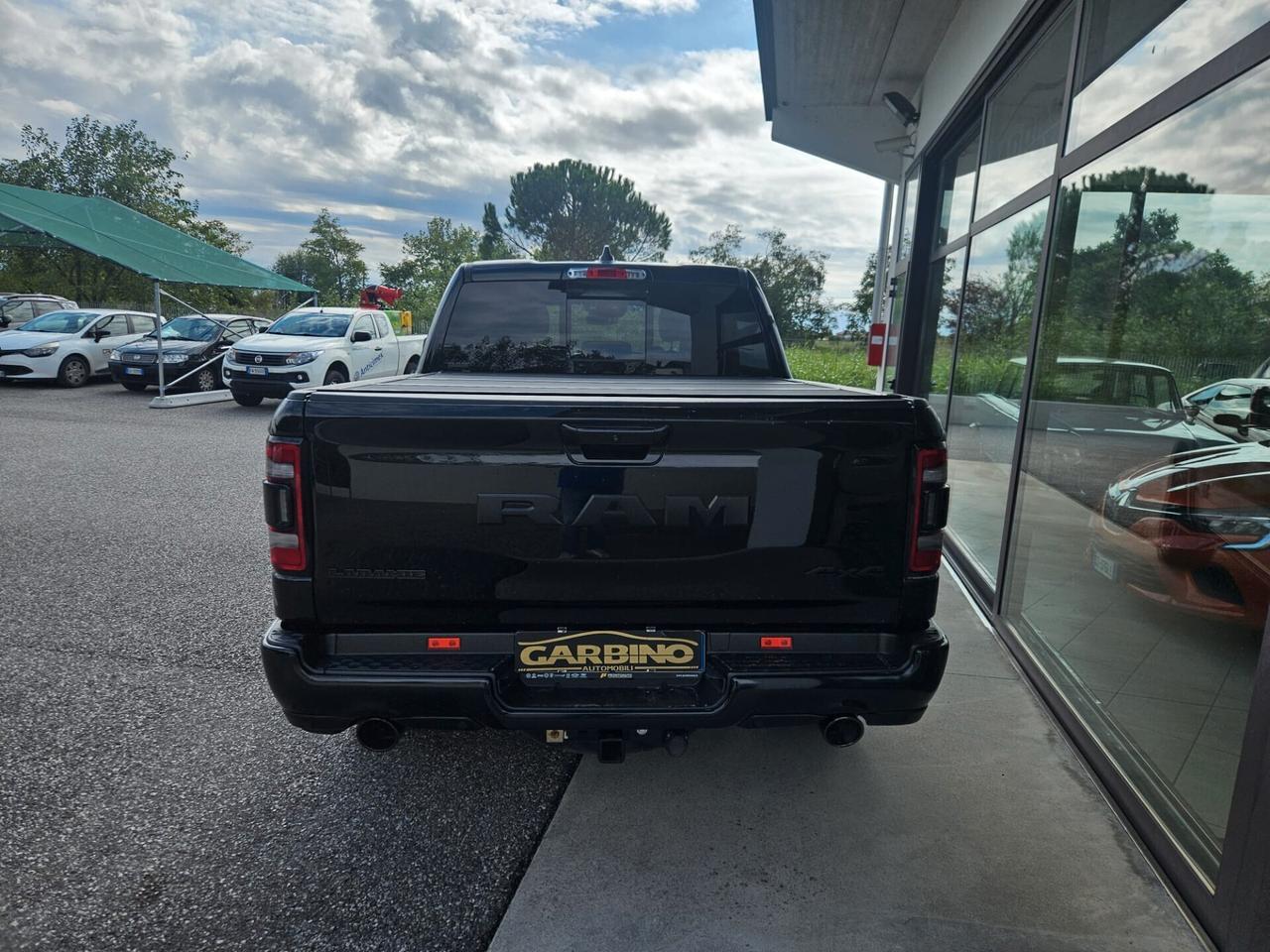 Dodge RAM 1500 5.7 GPL V8 Laramie Night ** NO IVA ESPOSTA **