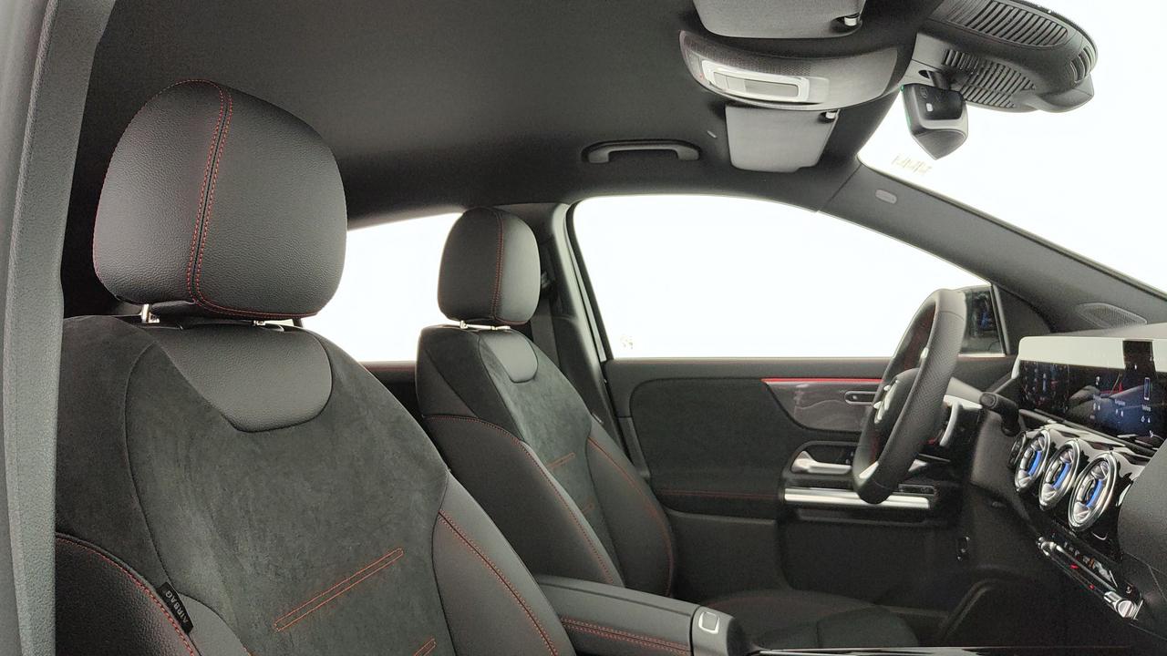 Mercedes-Benz GLA 200 d automatic