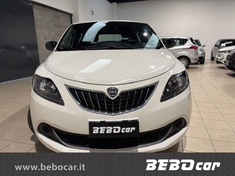 Lancia Ypsilon 1.0 FireFly 5 porte S&S Hybrid Silver