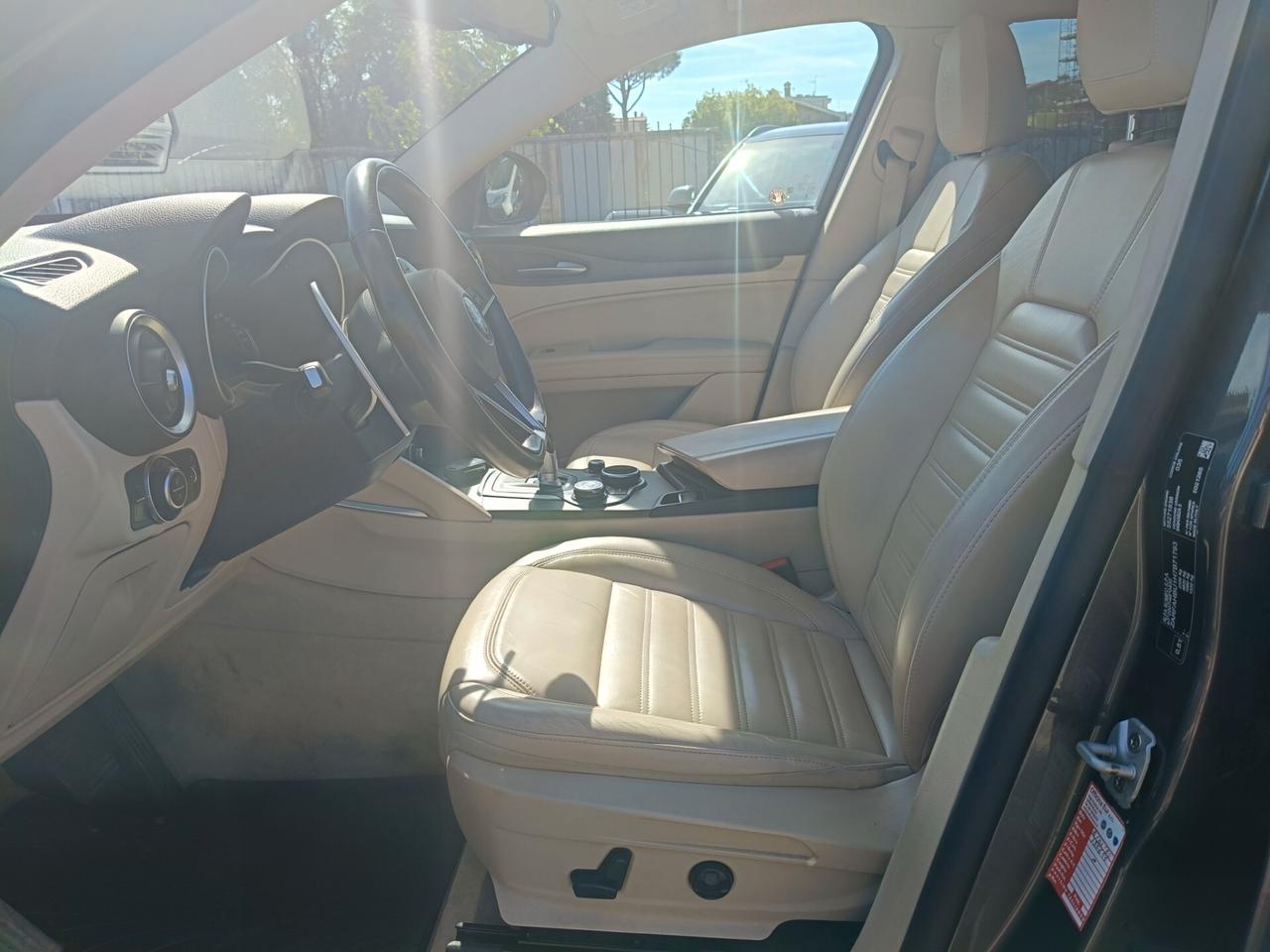 Alfa Romeo Stelvio 2.2 Turbodiesel 210 CV AT8 Q4 Executive