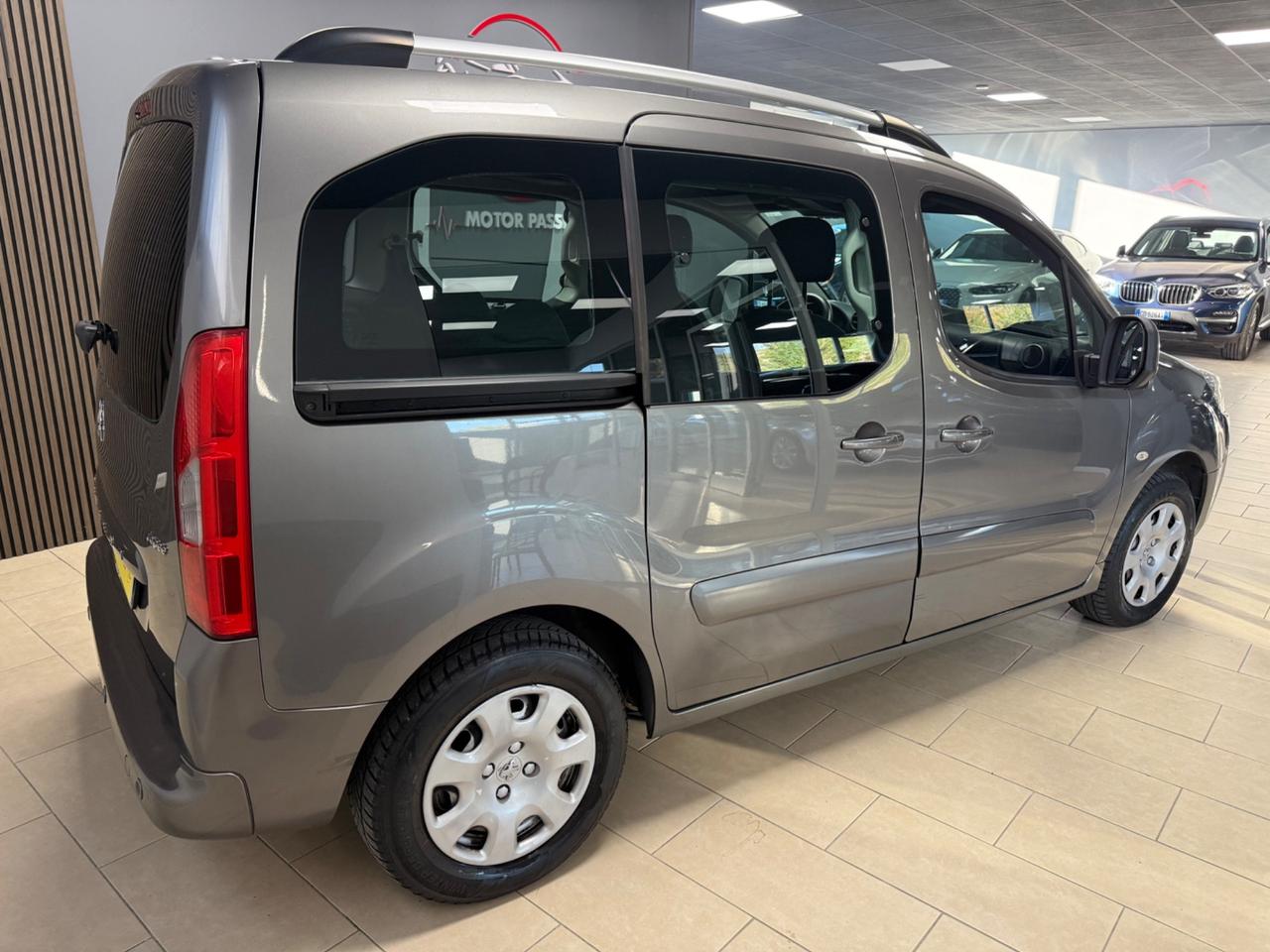 Peugeot Partner Tepee 1.6 HDi 110CV Premium