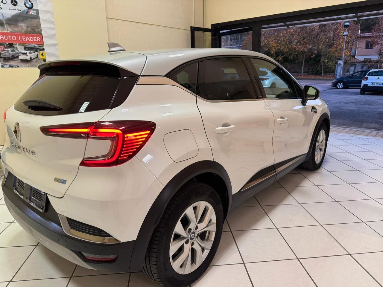 Renault Captur Plug-in Hybrid E-Tech 160 CV Intens