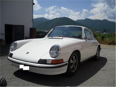 PORSCHE 911 2.4 S