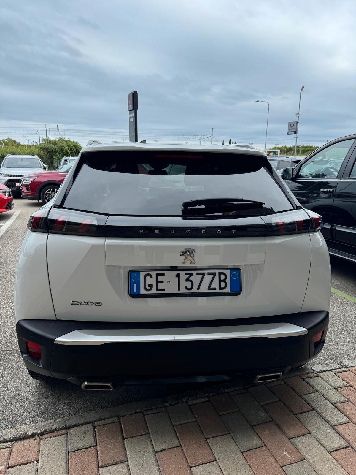 Peugeot 2008 PureTech 130 S&S EAT8 Allure