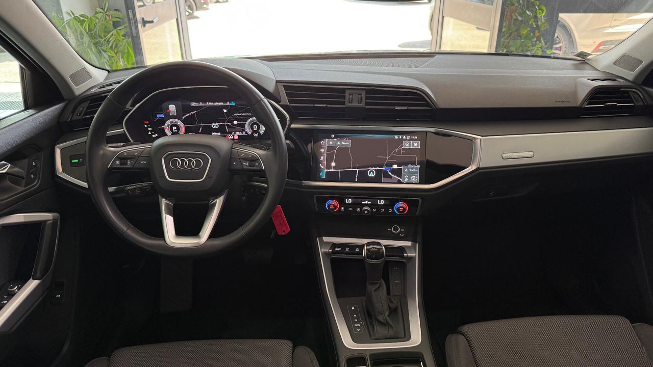 AUDI Q3 SPORTBACK S LINE TETTO IDENTITY BLACK