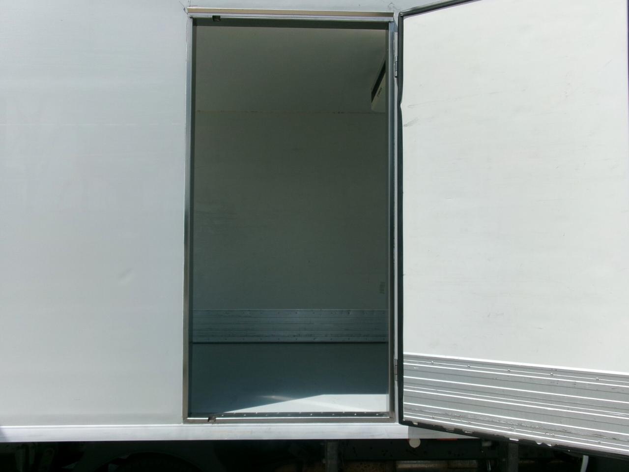 Iveco Daily 35C15 3000 150CV E6B FRIGO ATP FRCX 03/2027 7 PEDANE KM 278000