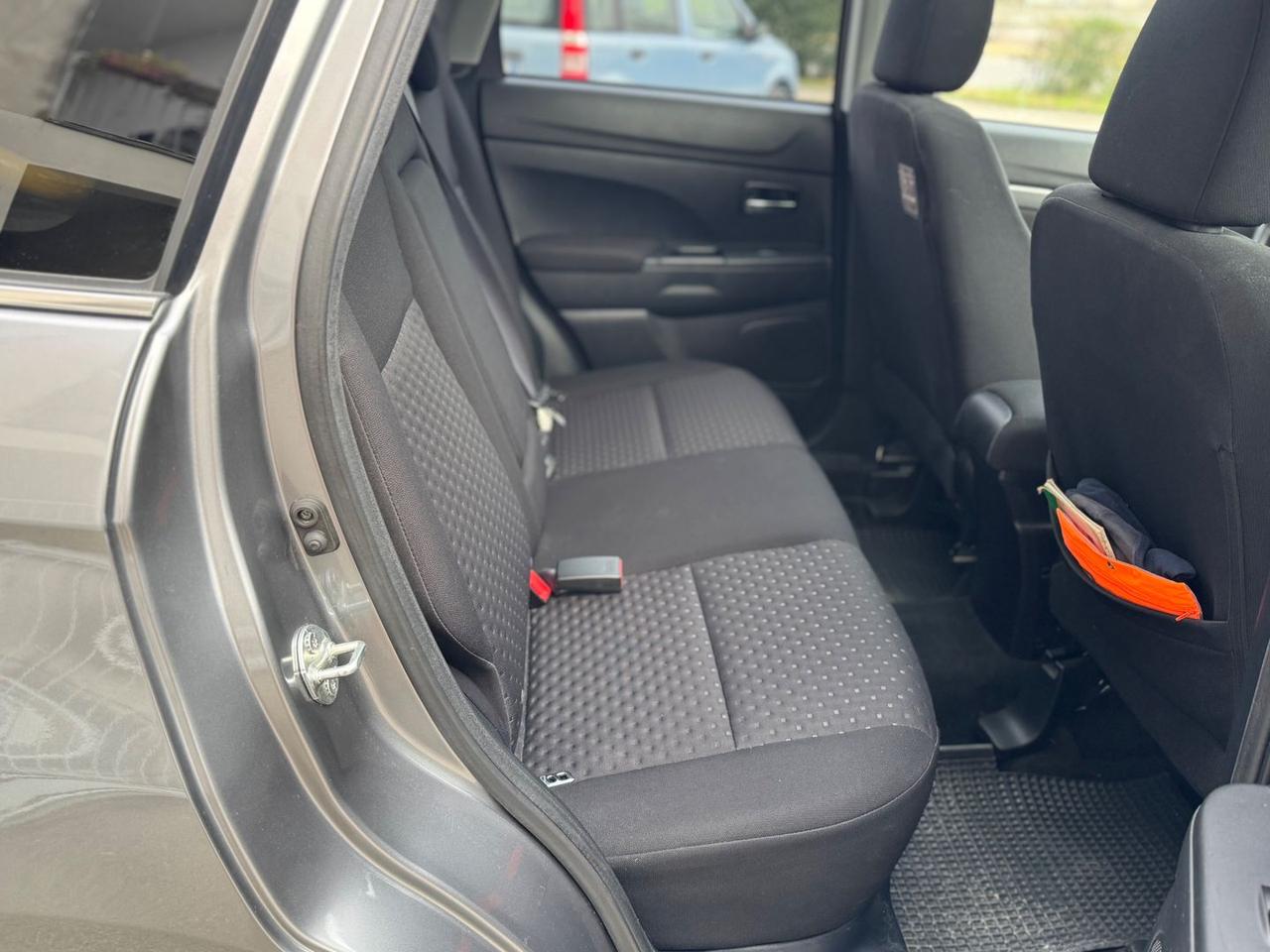 Mitsubishi ASX Intense 1.8 DI-D+ Mivec Clear #8870