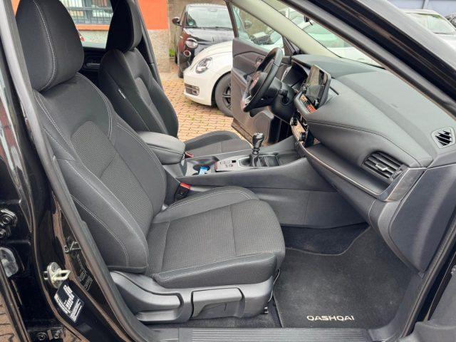 NISSAN Qashqai MHEV 140 CV Business