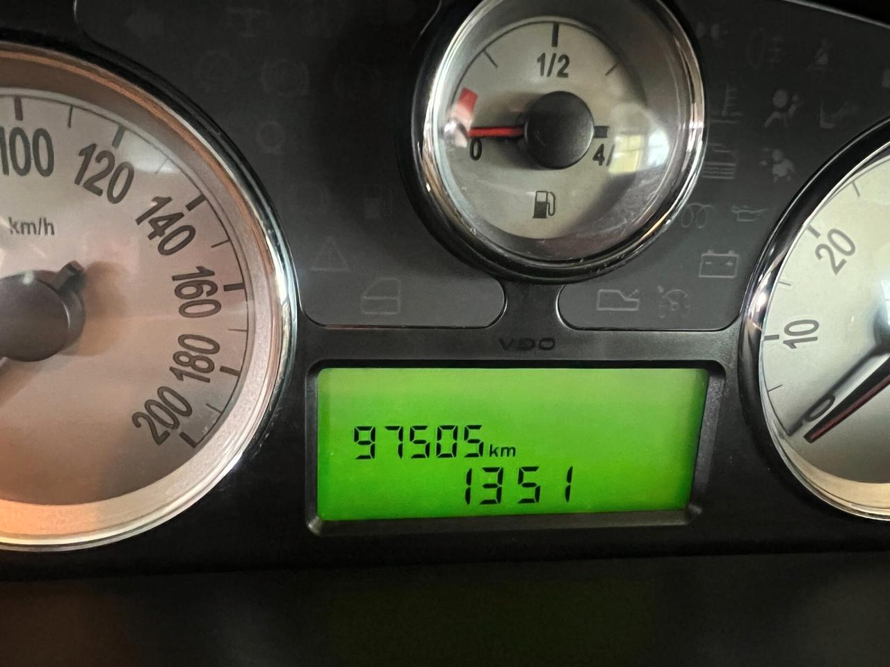 Lancia Ypsilon y 1.2 benzina solo 97.505 km ok neopatentati