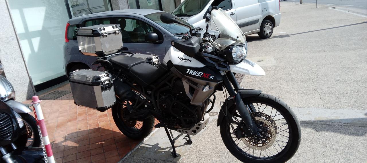 Triumph Tiger 800 XCx