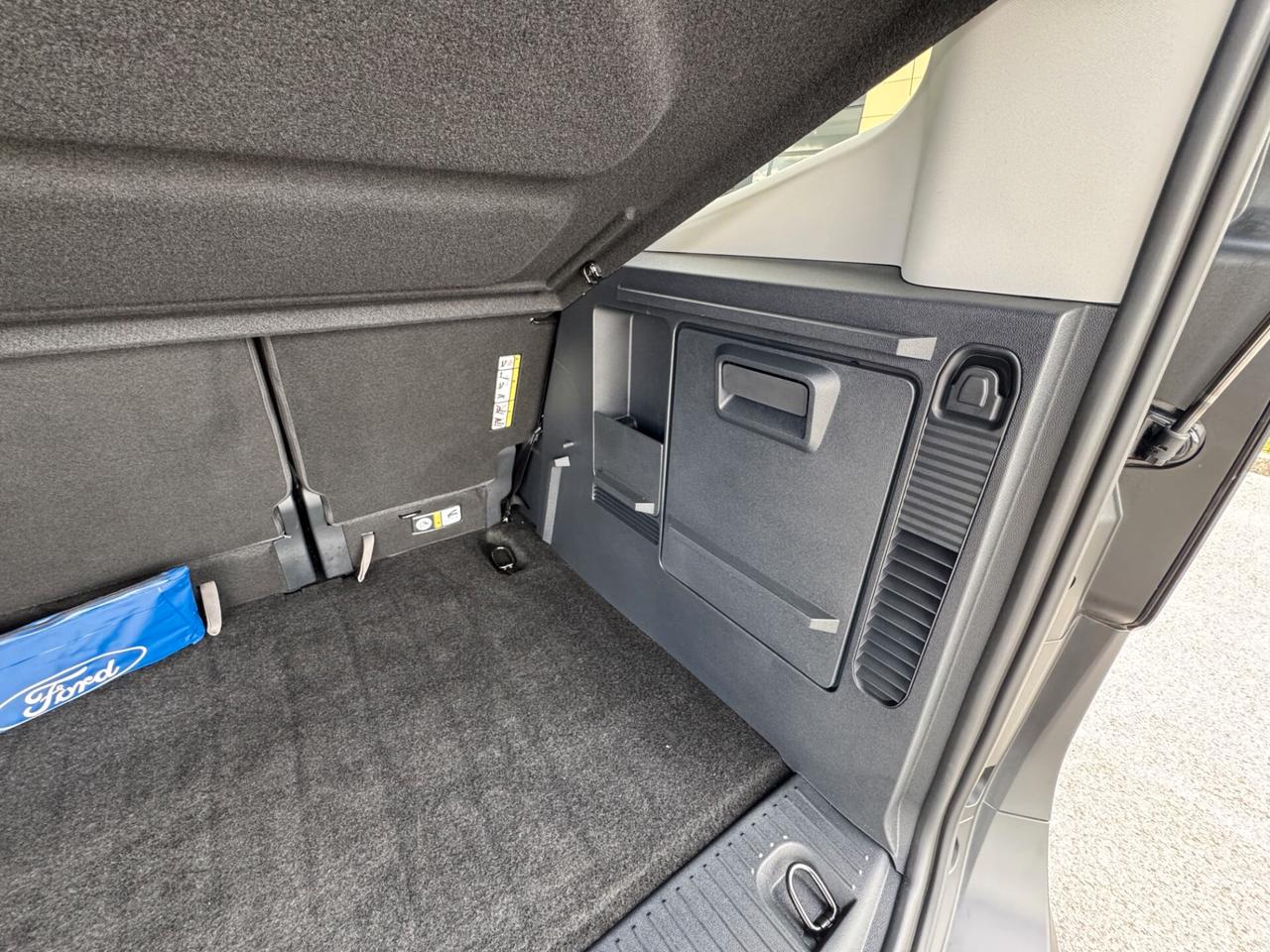 Ford Tourneo Courier Active 1.0EcoB. 125CV Autom