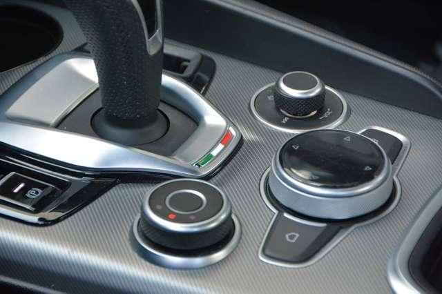 Alfa Romeo Giulia 2.0 t Sprint Q4 TURBO 280cv AT8 BENZINA