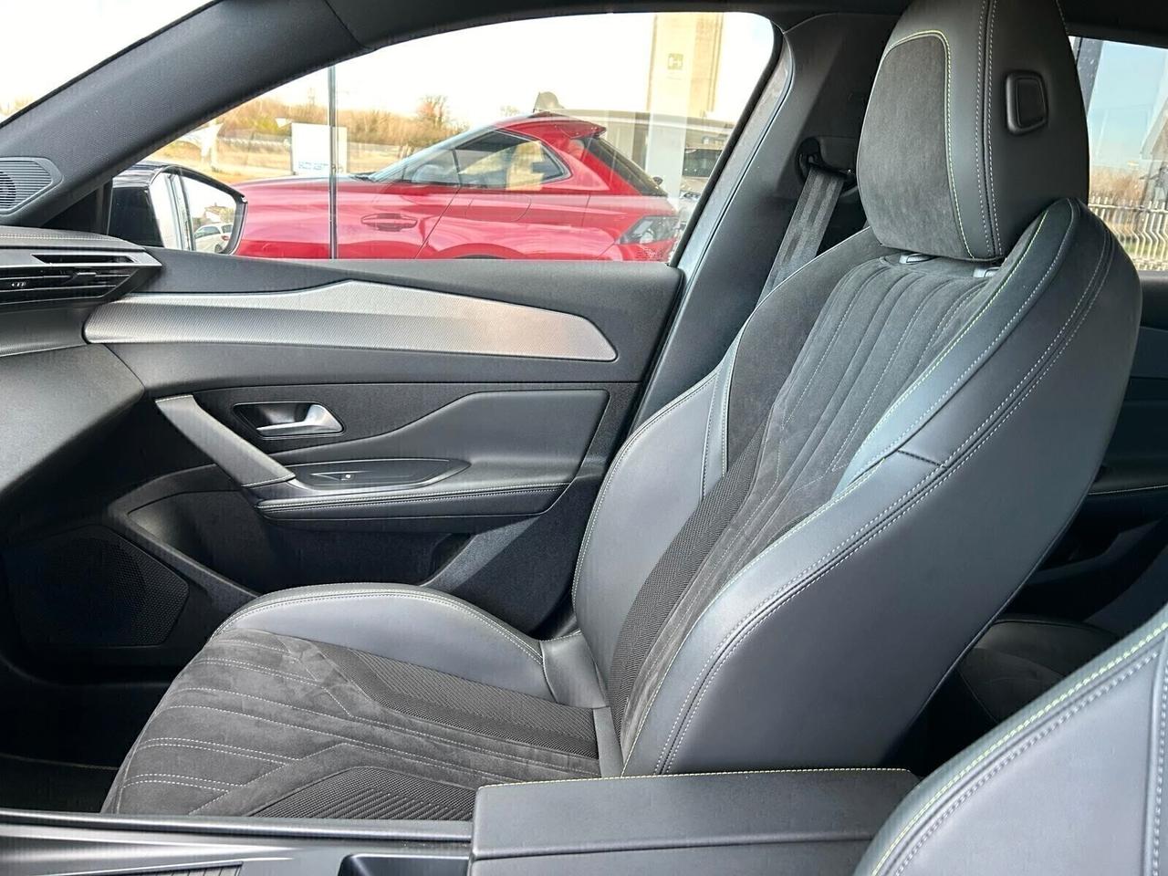 Peugeot 308 SW GT BlueHDi 130 EAT8 SPOTICAR