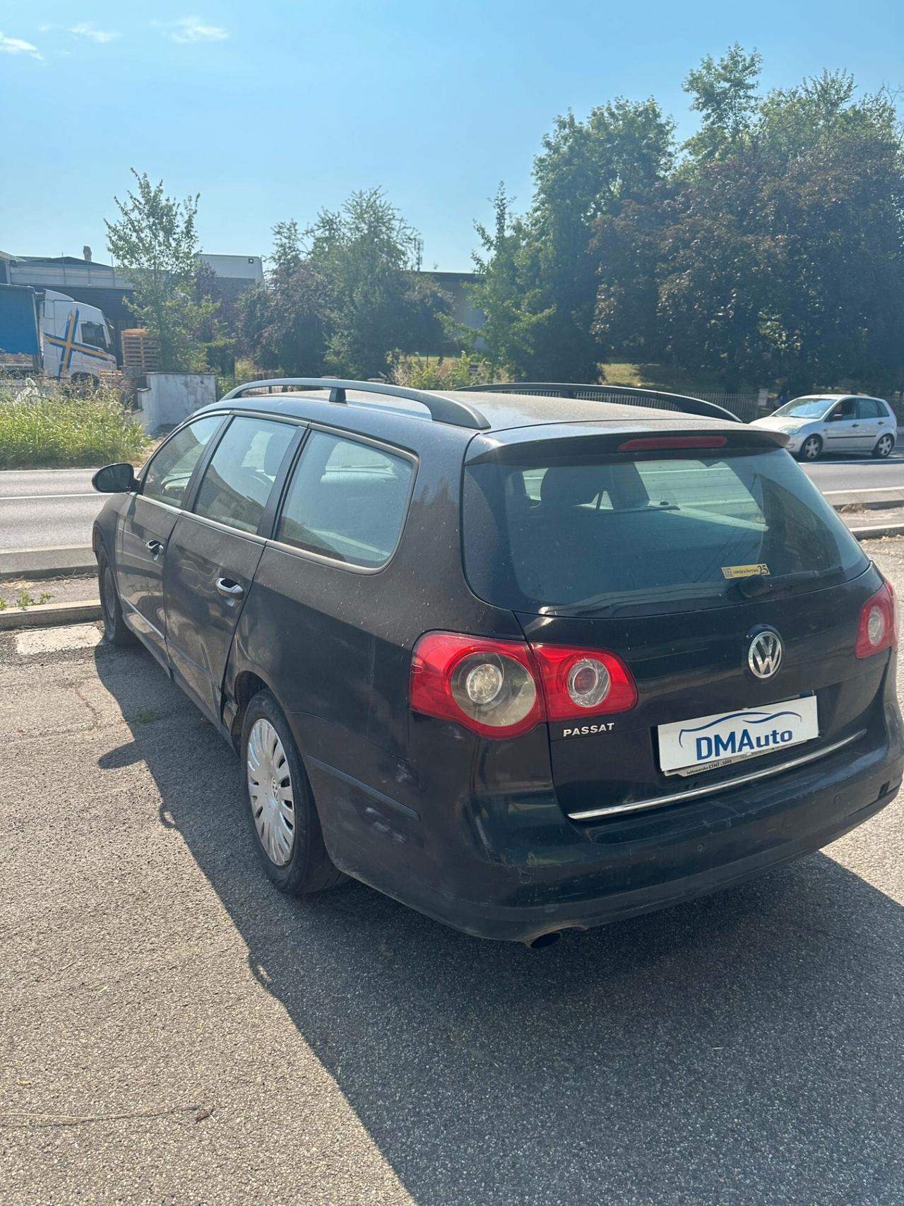Volkswagen Passat 1.6/102CV Var. Trendline