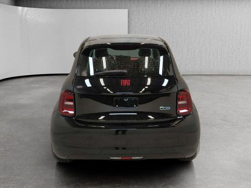 FIAT 500 500e 42 kWh (Red)