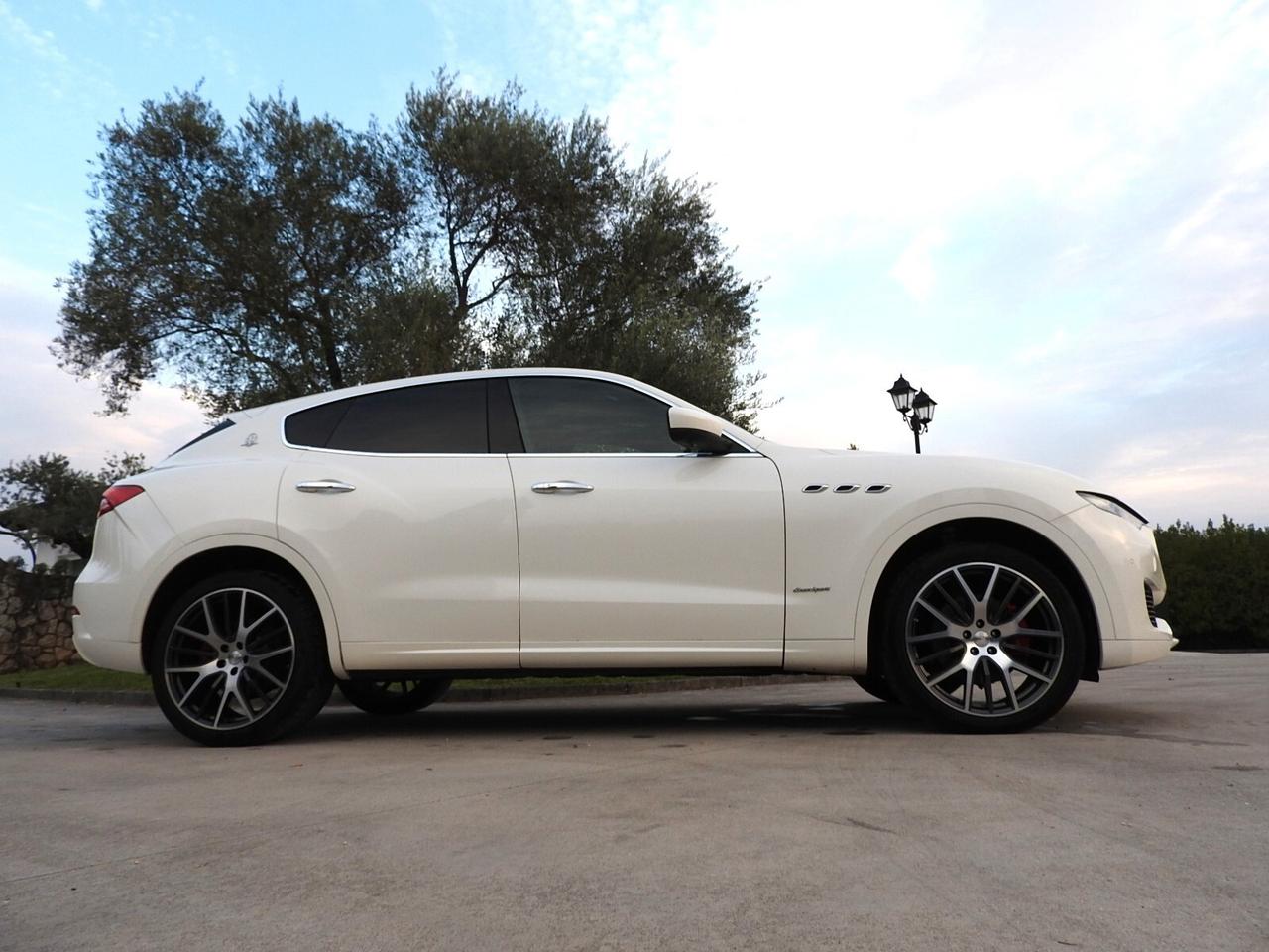 Maserati Levante V6 Diesel 275 CV AWD