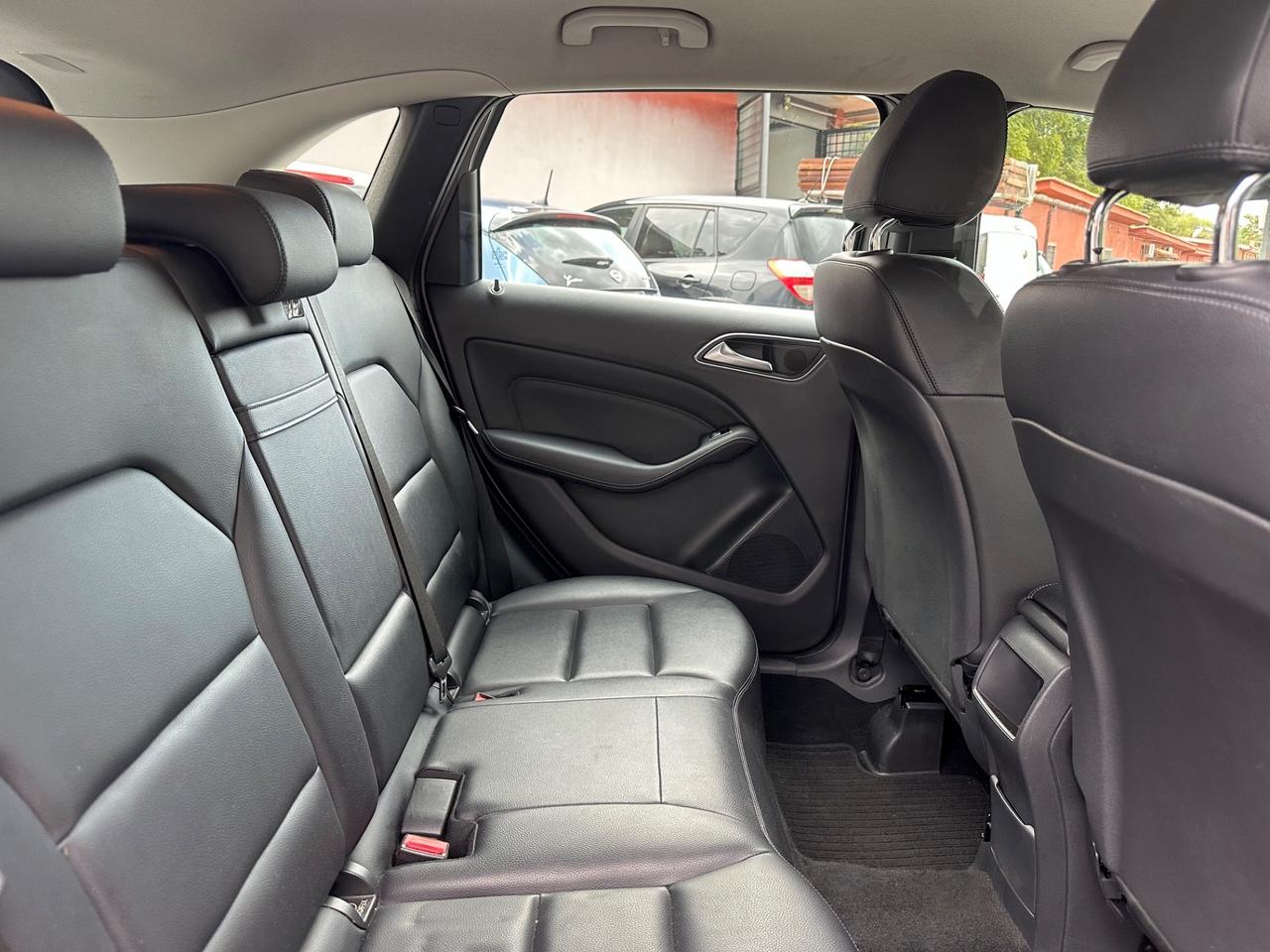 Mercedes-benz B 180 CDI Automatic Pelle Navigazione 101600 Km GARANZIA E PERMUTE
