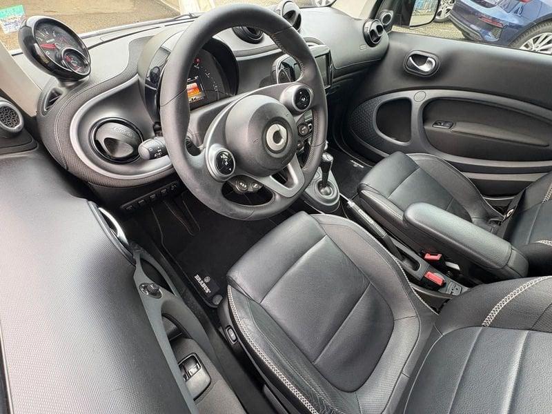 smart fortwo BRABUS 0.9 Turbo twinamic Cabrio