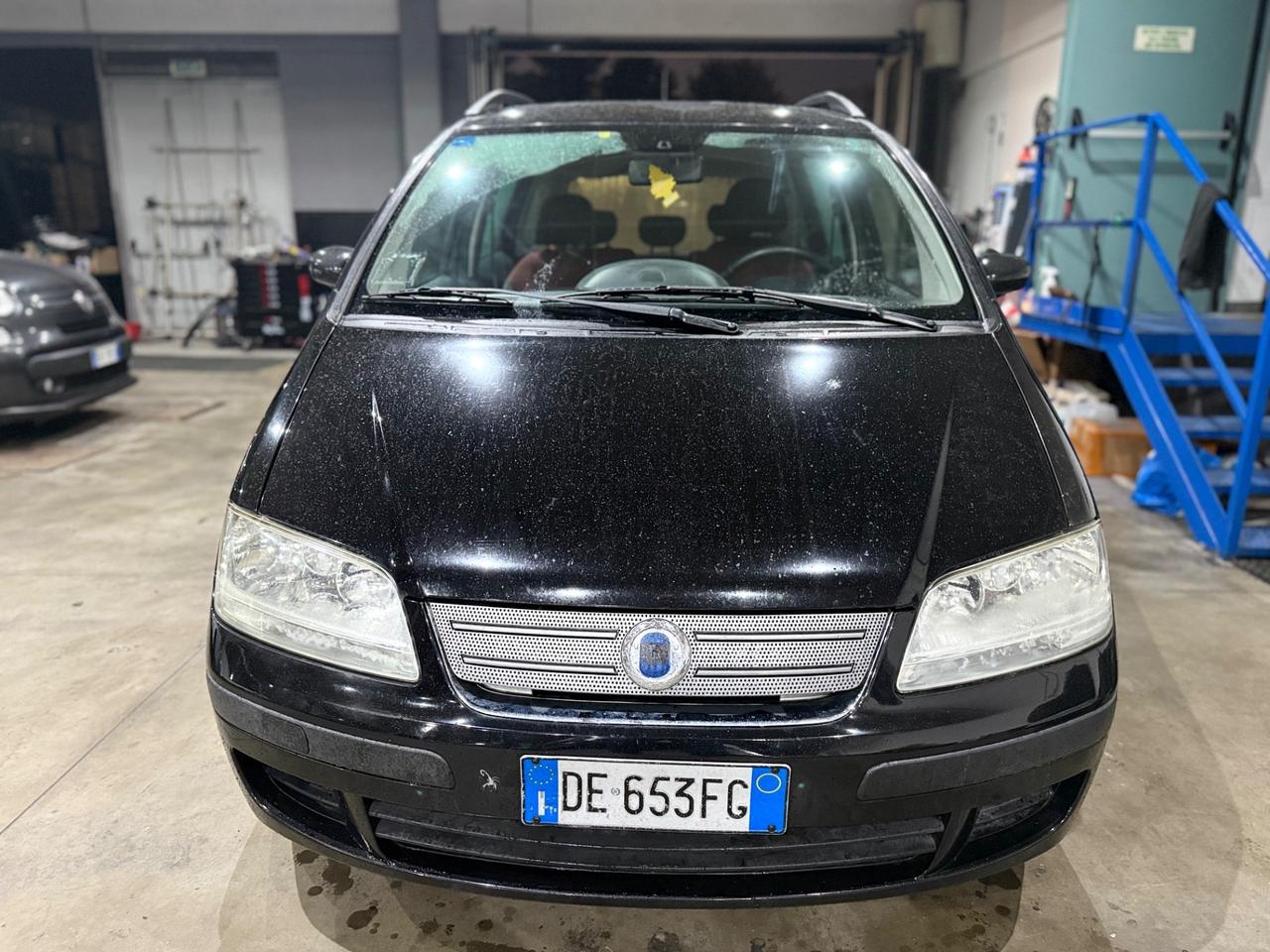 Fiat Idea 1.2 16V BlackLabel GANCIO TRAINO